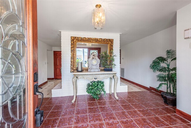 Foto del edificio - 2417 Gerol Dr