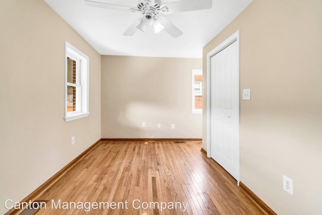 Building Photo - 2 br, 1.5 bath House - 3717 Bayonne Ave.