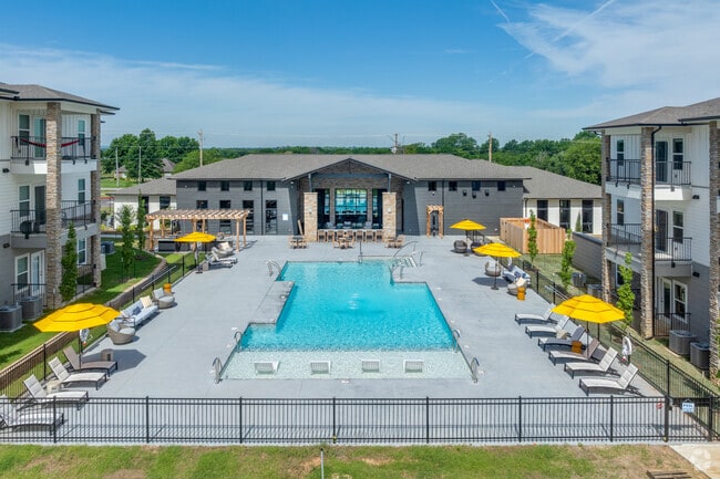 Building Photo - Park 107