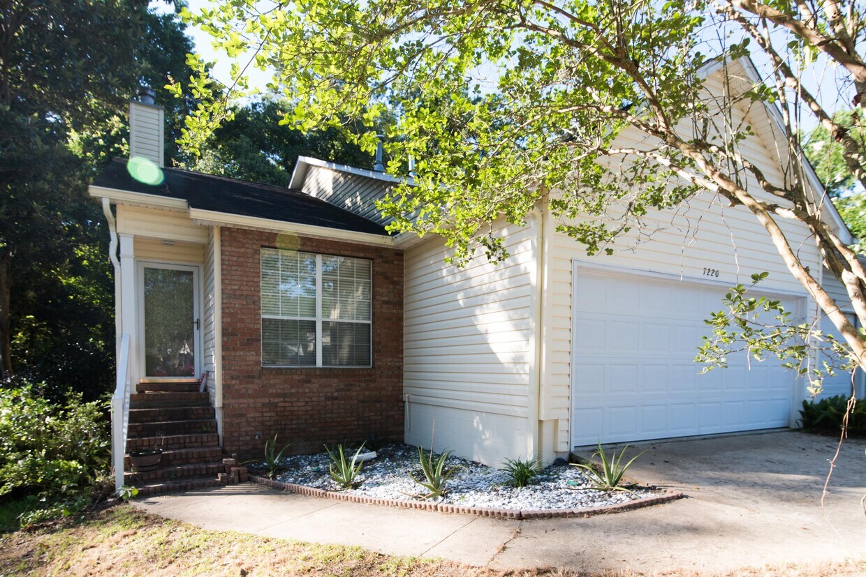 Primary Photo - 7220 Jaffrey Ct