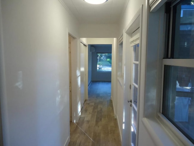 Building Photo - 1449 Portola Rd