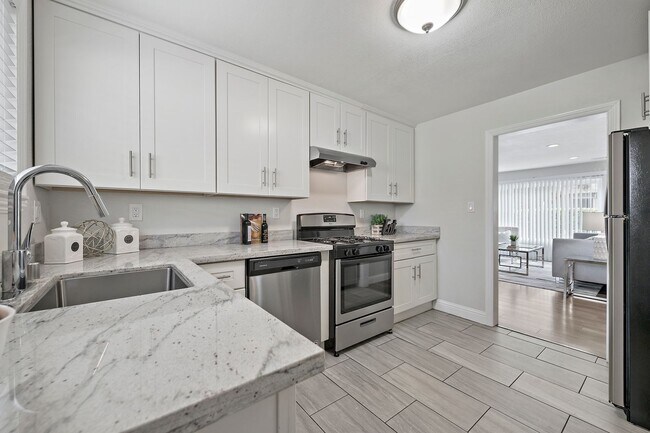 Foto del edificio - 26-28 Arrowhead Ln.