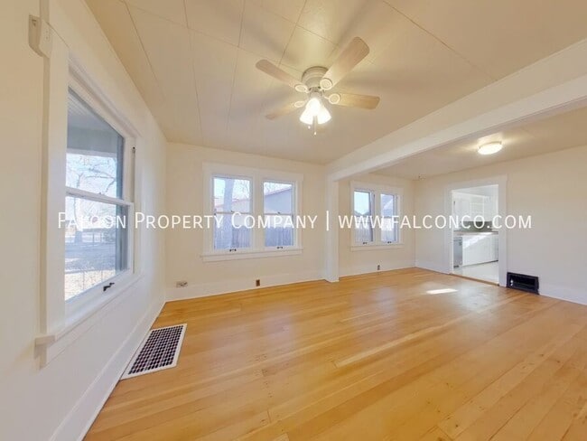 Building Photo - 2107 W Kiowa St