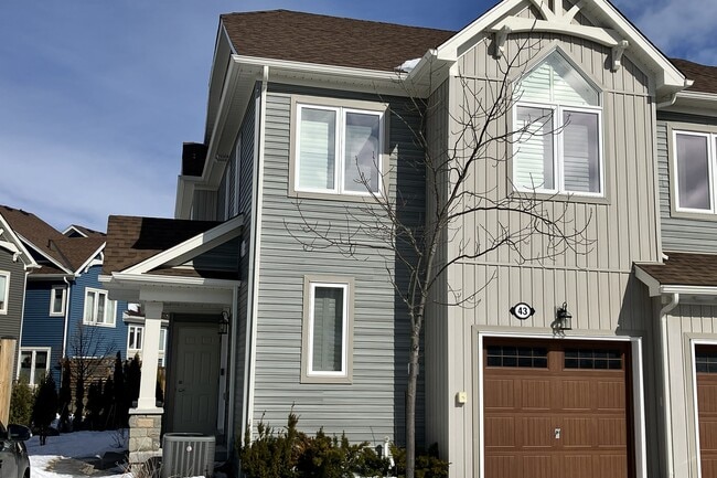 Building Photo - 43 Carpenter St