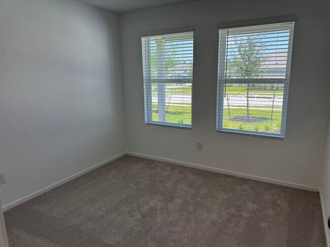 Building Photo - 706 Zuppino Ln