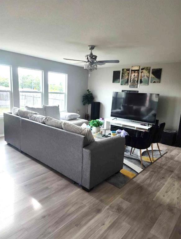 Foto del edificio - 117 W Point Way