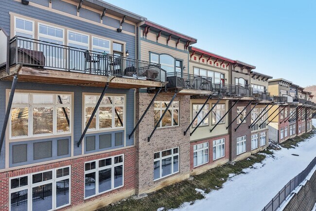 Foto del edificio - 1226 Grays Peak