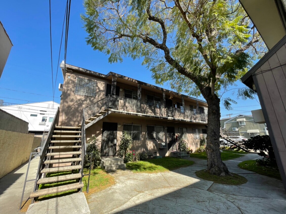 707 W 30th St, Los Angeles, CA 90007 Apartments in Los Angeles, CA