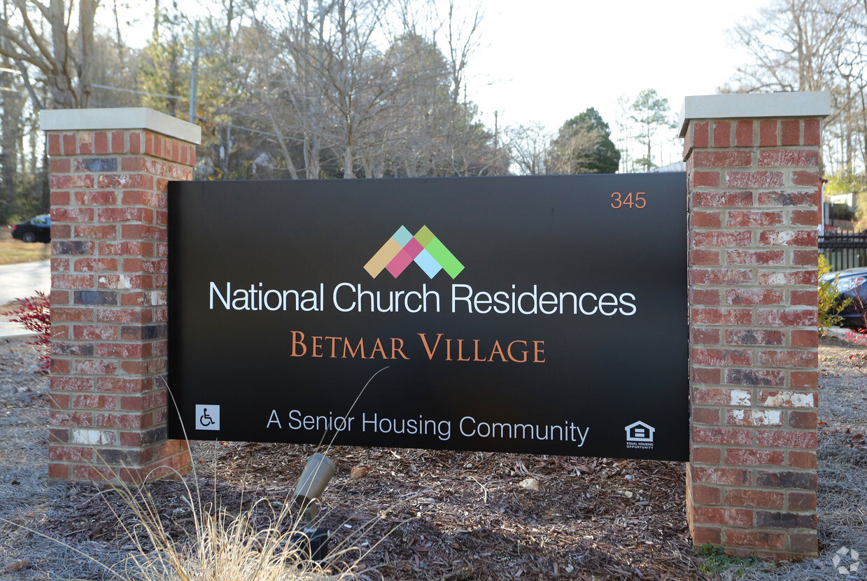 Building Photo - Betmar Village