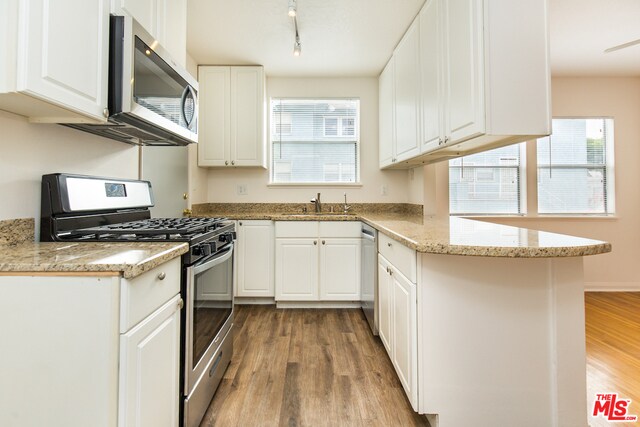 Building Photo - 3613 Kalsman Dr