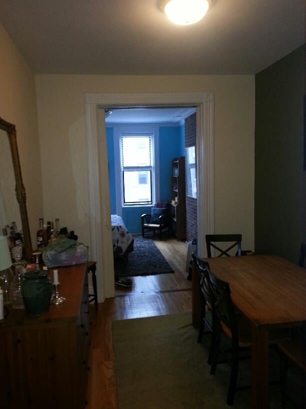 Foto del edificio - 839 Willow Ave