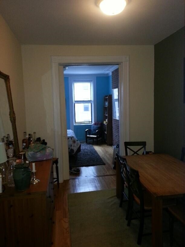 Building Photo - 839 Willow Ave