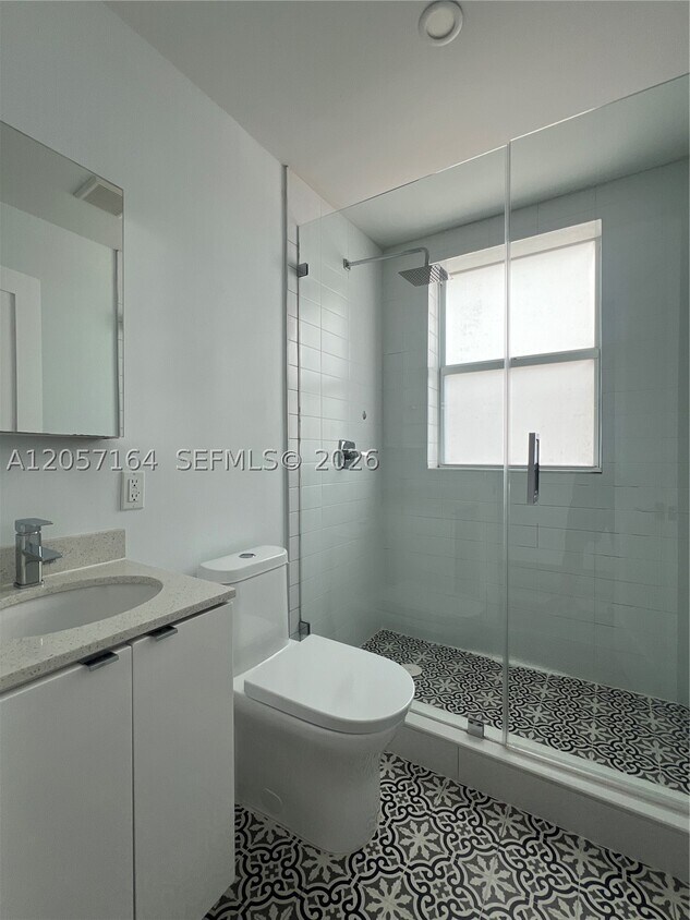 Building Photo - 1814 SW 22nd Terrace