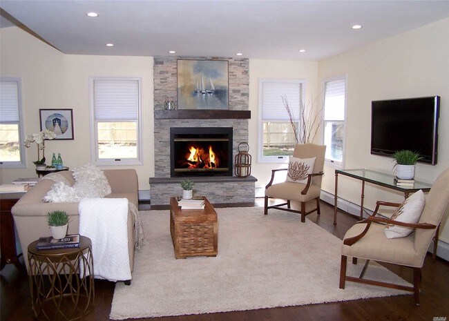 Building Photo - 63 Howell Dr