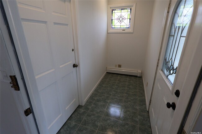 Foto del edificio - 37 Grace Ave