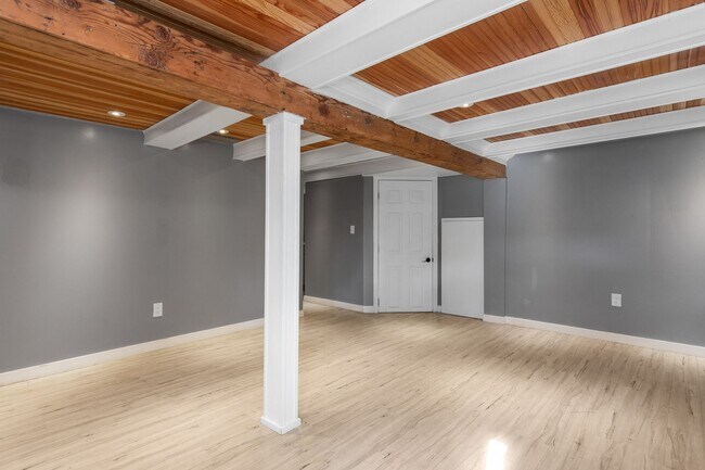 Photo - 5155 Apartment