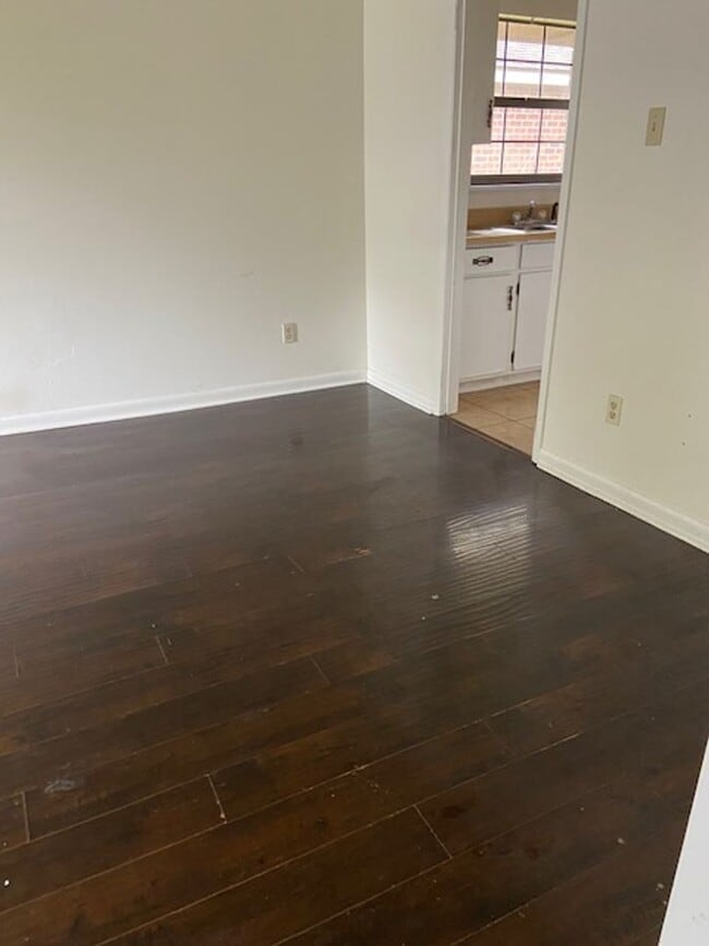 Building Photo - Nature in the Heart of the City: Live Near Moncus Park-2 BED 1 BATH
