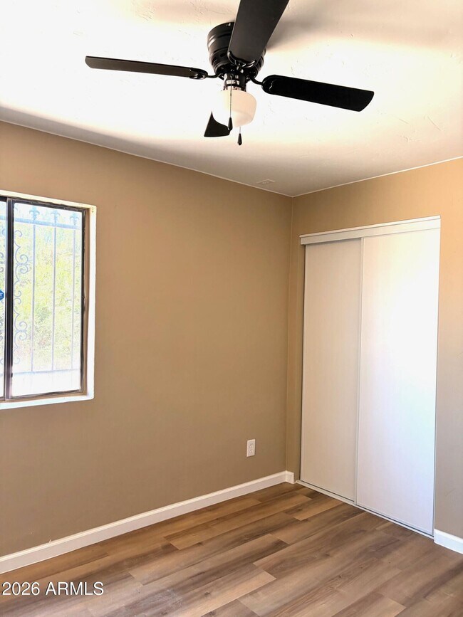 Foto del edificio - 1341 F Ave