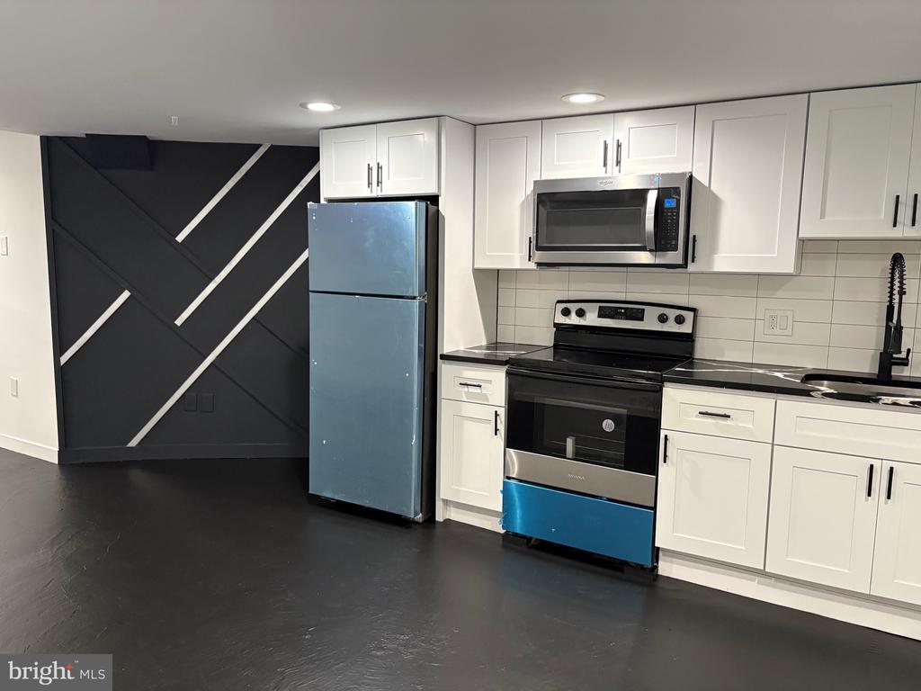 Foto principal - 5205 Chester Ave