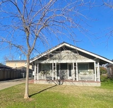 Building Photo - 119 E Main St