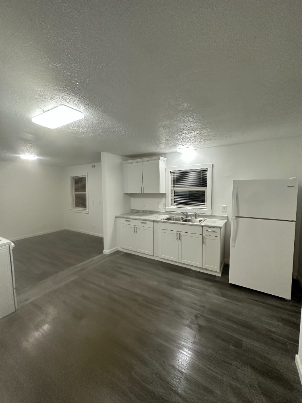 Foto del edificio - 4975 Breanna Ln NE