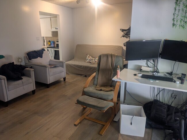 Photo du bâtiment - 7358 Dunvegan Ct