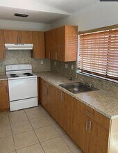 Building Photo - 4933 SW 135th Pl