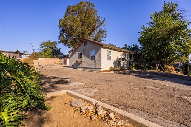 Building Photo - 3502 Turnbull Canyon Rd