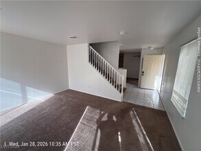 Building Photo - 920 Twinkling Sky Ave