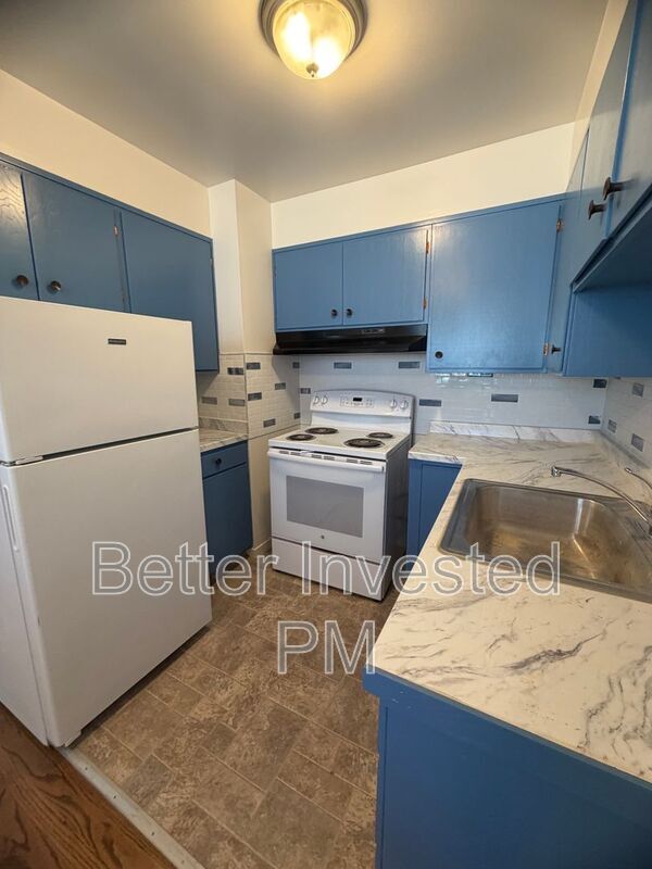 Foto del edificio - 2400 39th Ave