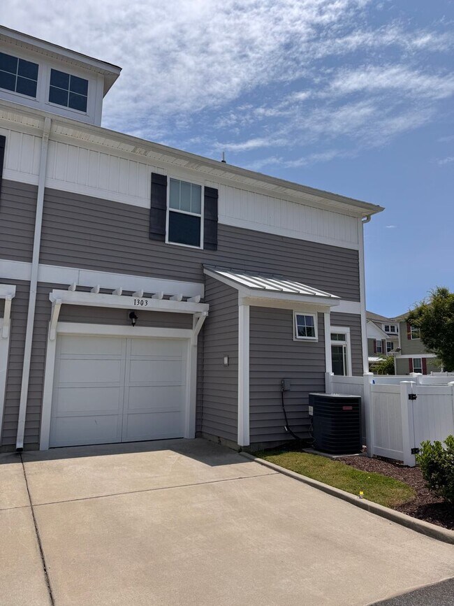 Foto del edificio - 1303 Tides Edge Ct