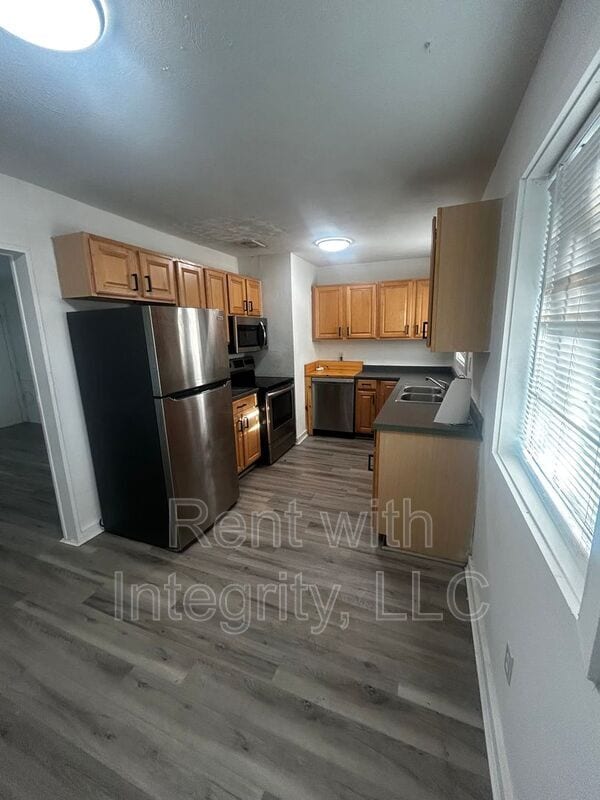 Foto del edificio - 330 Meadowbrook Ln