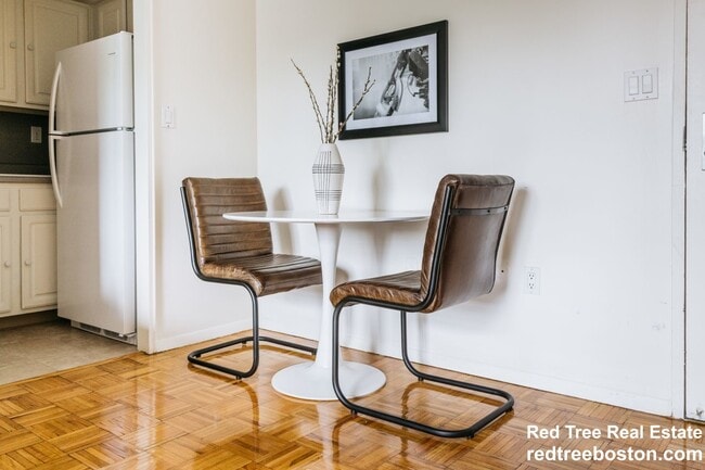 Building Photo - 175 Freeman St