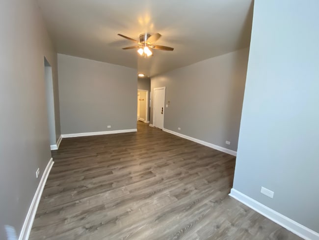 Building Photo - 5645-5657 W Washington Blvd