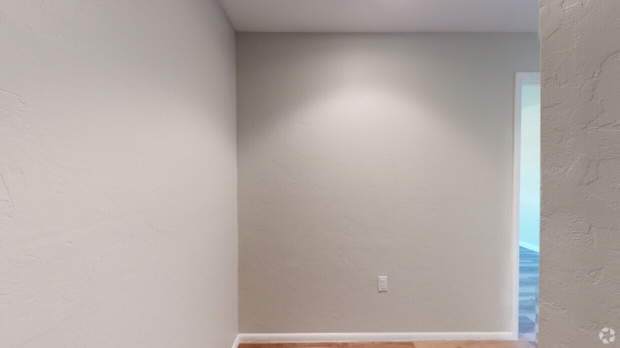 Photo - Sahara Apartments
