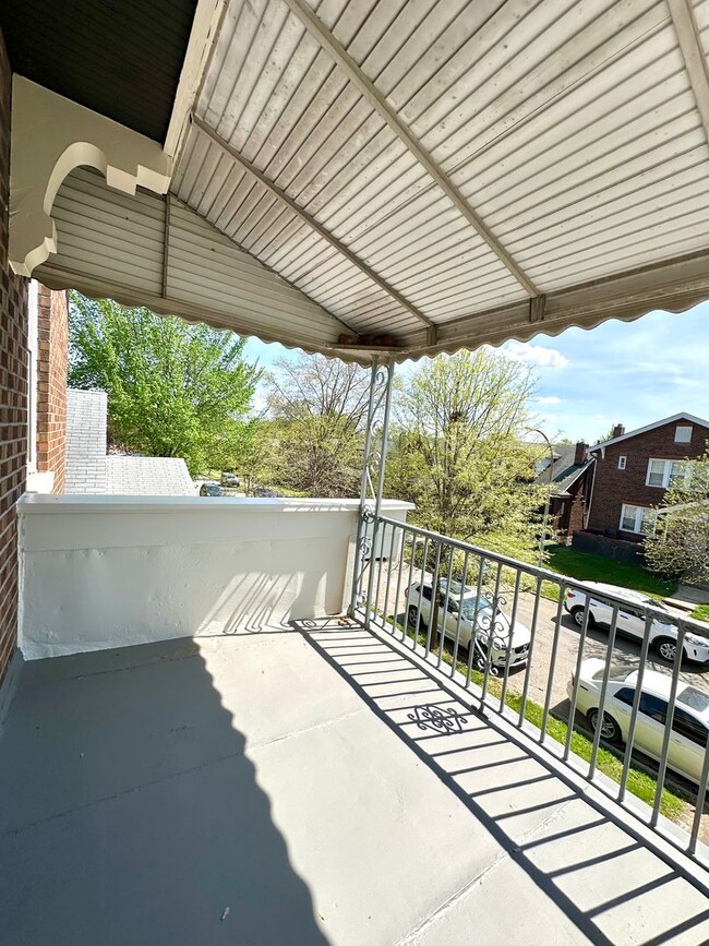 Foto del edificio - 4267 Ellenwood Ave