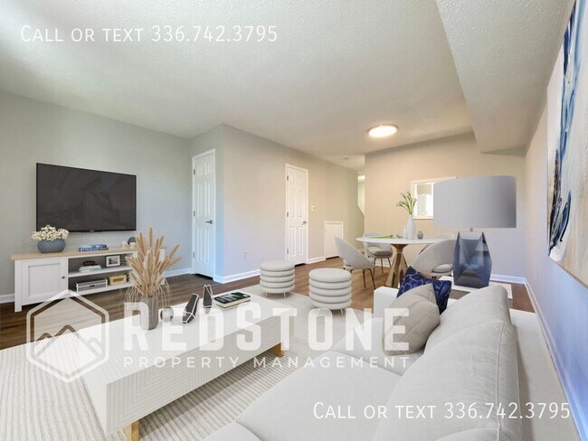Foto del edificio - 2 Bedroom, 1.5 Bath - Townhome