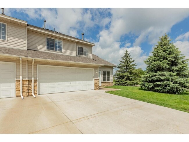 Building Photo - 808 Ferdinand Dr