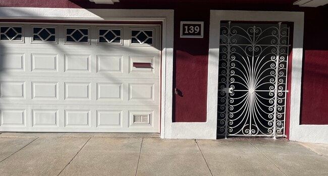 Building Photo - 139 Ripley St