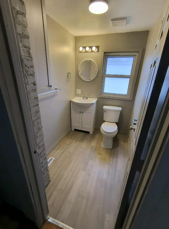 Building Photo - 2231 Charles St