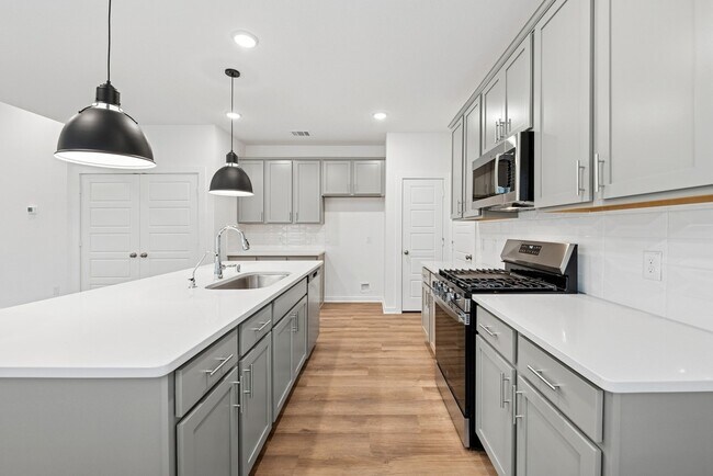 Foto del edificio - 5847 Sunrise Btm Ln