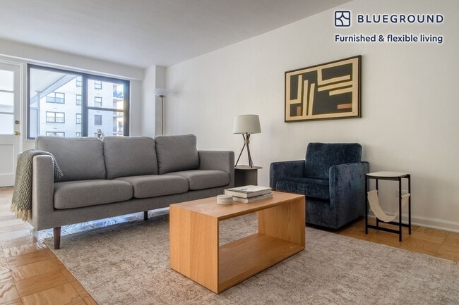 Building Photo - 315 East 86th St