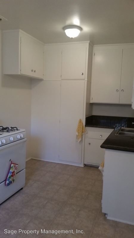 Foto del edificio - 1723-1723 Grismer Ave