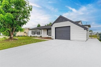 Building Photo - 7120 Elyton Dr
