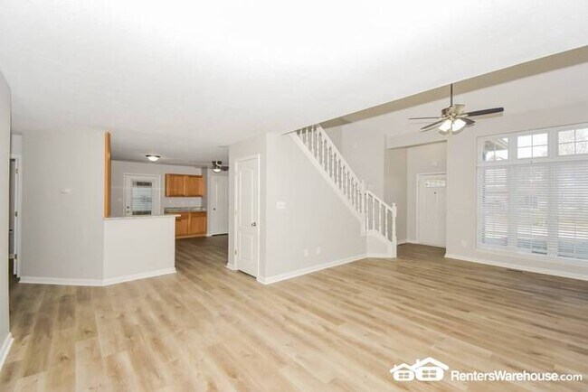 Building Photo - Stunning 3 BR/2.5 BA newly updated home wi...