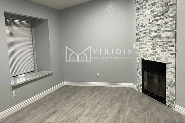 Building Photo - 4600 Beechwood St