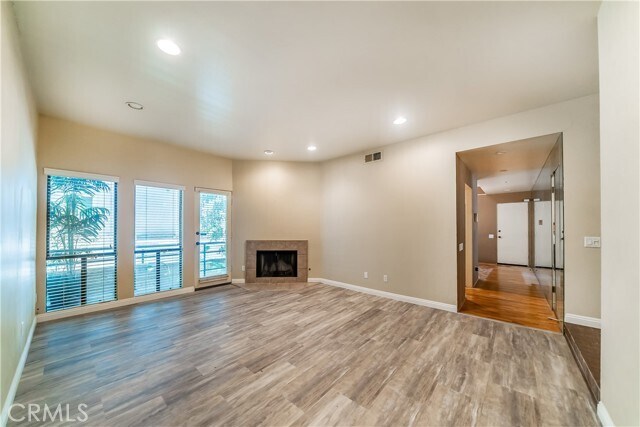 Foto del edificio - 13236 Valleyheart Dr