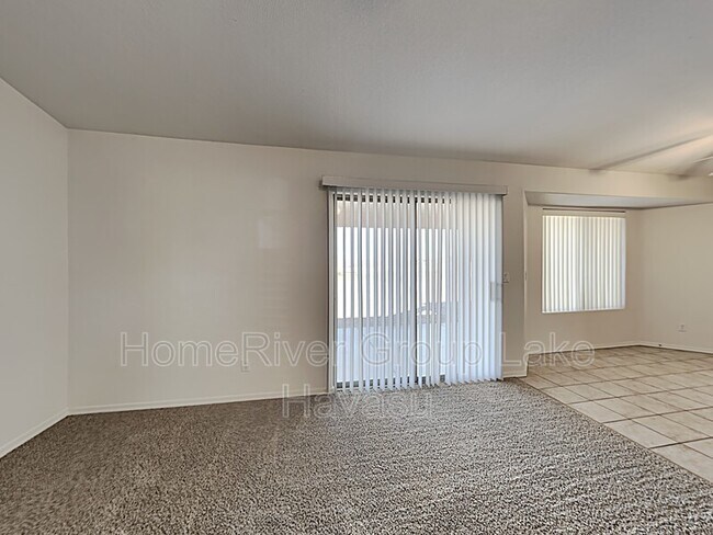 Building Photo - 3701 Yucca Dr