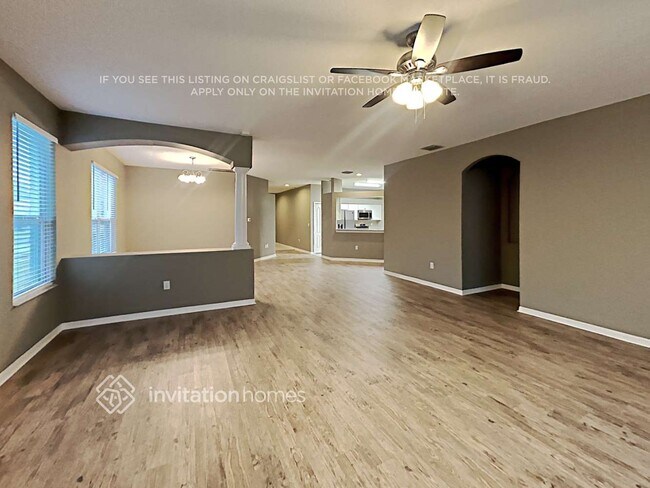 Building Photo - 2350 Amberside Way