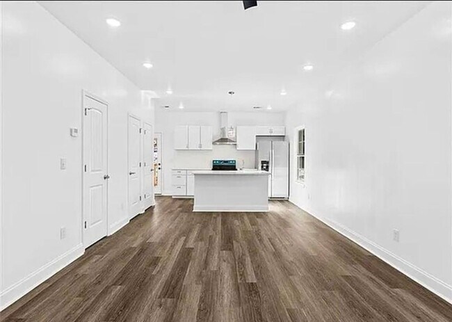 Building Photo - 1410 Cleo Way